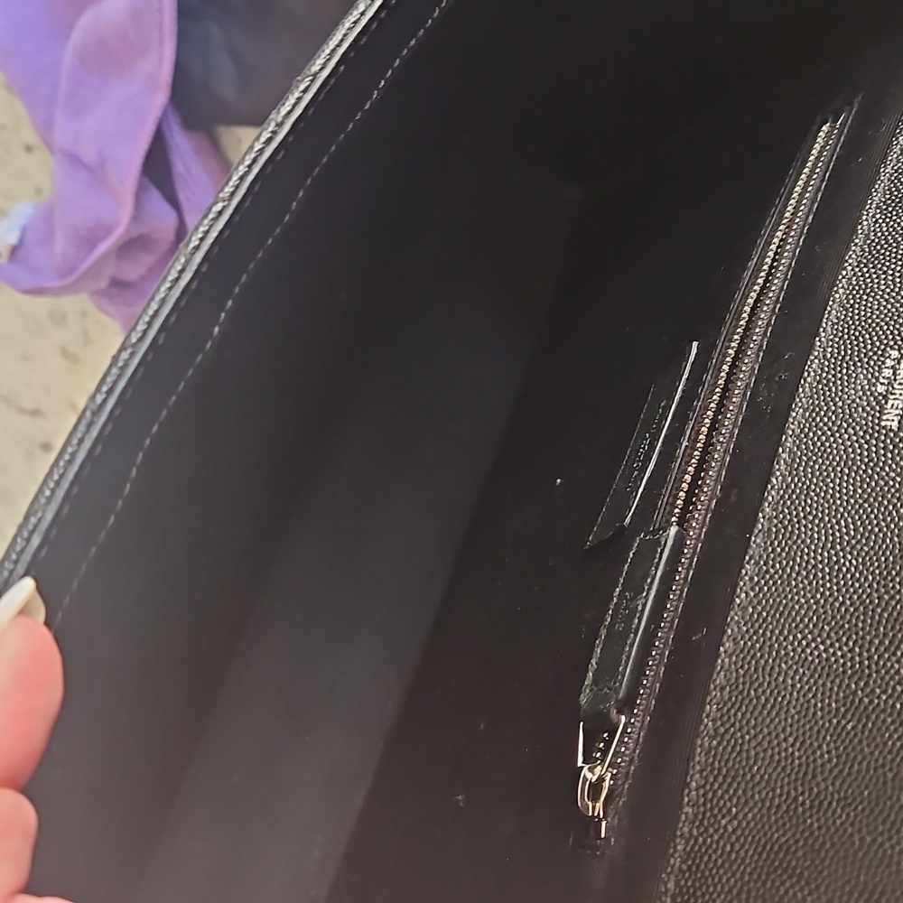 Yves Saint Laurent Black Envelope in Matelasse Lambskin - EUC - Picture 12 of 16